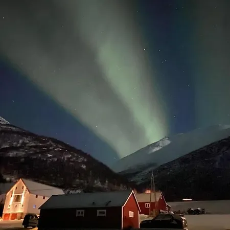 Arctic Sky Sanctuary * Ytre Tomasjord